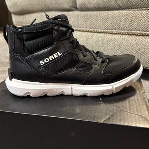 Sorel Explorer II Sneaker Black Mid Women’s Size 12